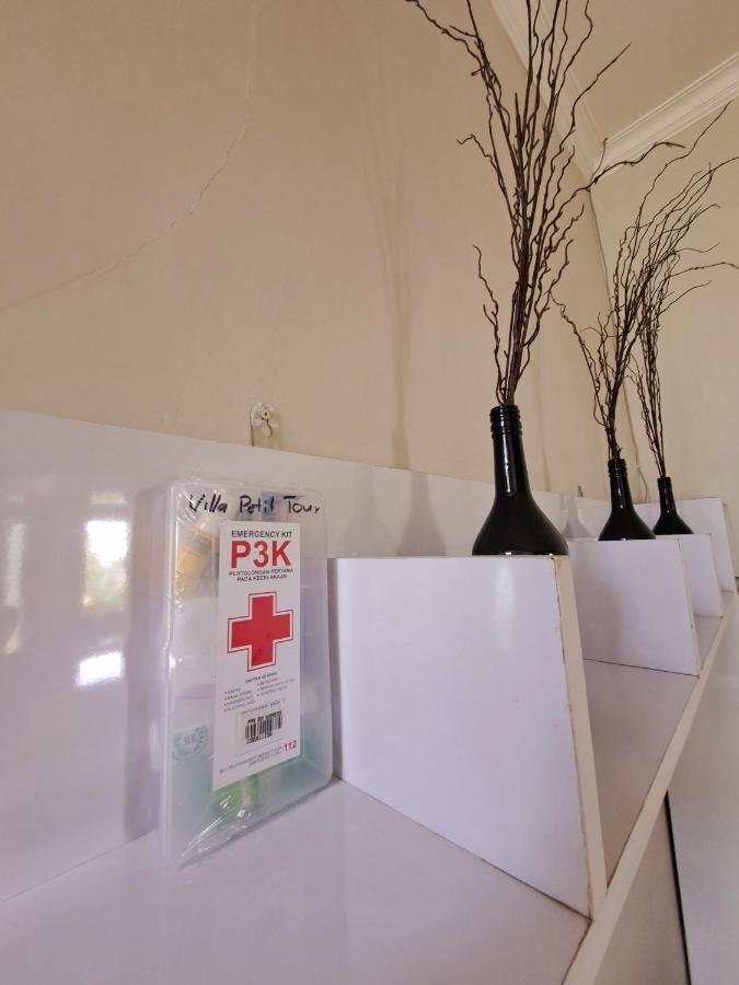 Villa Petit Tour Batu  Zewnętrze zdjęcie